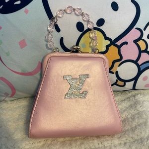 Barbie pink beaded clutch custom LV rhinestone design 💗🩷💓💝💖💞💕🩷